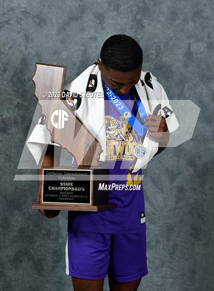 Thumbnail 3 in Lynwood (CIF State D5 Award Photos) photogallery.