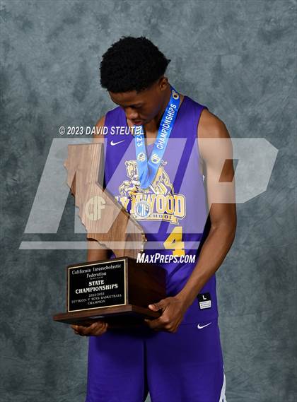 Thumbnail 1 in Lynwood (CIF State D5 Award Photos) photogallery.