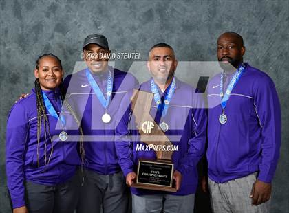 Thumbnail 1 in Lynwood (CIF State D5 Award Photos) photogallery.