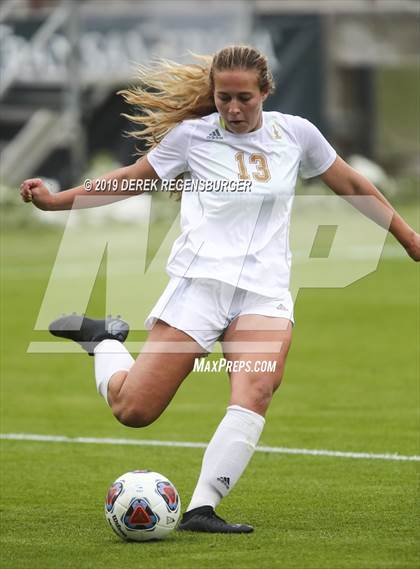Thumbnail 1 in Cheyenne Mountain vs Evergreen (CHSAA 4A Championship) photogallery.