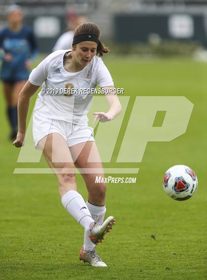 Thumbnail 1 in Cheyenne Mountain vs Evergreen (CHSAA 4A Championship) photogallery.