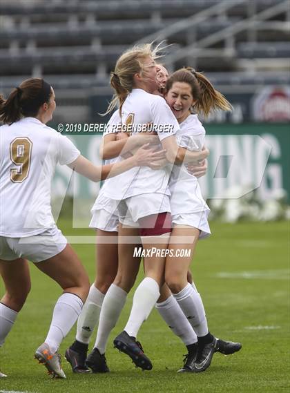 Thumbnail 1 in Cheyenne Mountain vs Evergreen (CHSAA 4A Championship) photogallery.