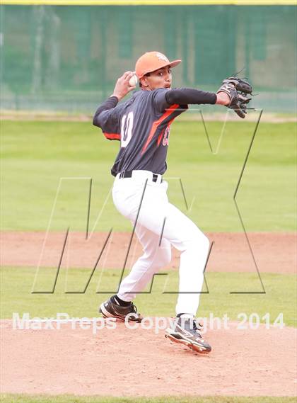 Thumbnail 1 in Red Mountain @ Corona del Sol photogallery.