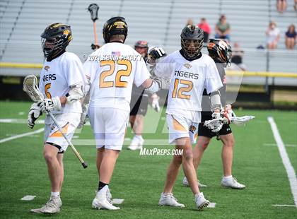 Thumbnail 1 in Shelton @ Daniel Hand (SCC D1 Quarterfinal) photogallery.