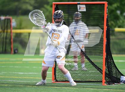 Thumbnail 2 in Shelton @ Daniel Hand (SCC D1 Quarterfinal) photogallery.