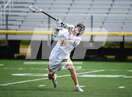 Thumbnail 1 in Shelton @ Daniel Hand (SCC D1 Quarterfinal) photogallery.