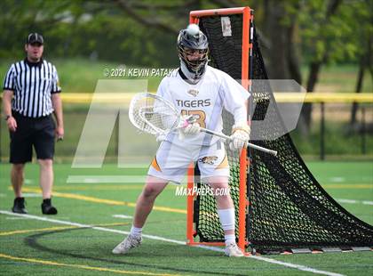 Thumbnail 2 in Shelton @ Daniel Hand (SCC D1 Quarterfinal) photogallery.