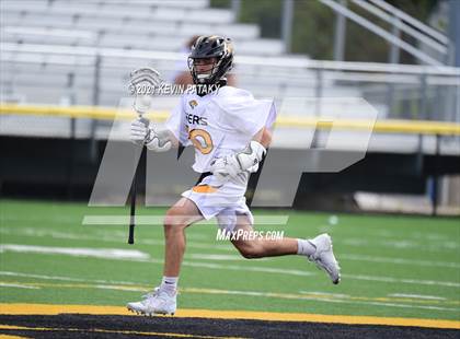 Thumbnail 2 in Shelton @ Daniel Hand (SCC D1 Quarterfinal) photogallery.