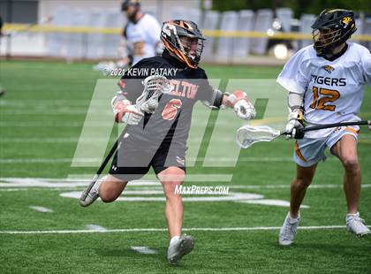 Thumbnail 1 in Shelton @ Daniel Hand (SCC D1 Quarterfinal) photogallery.
