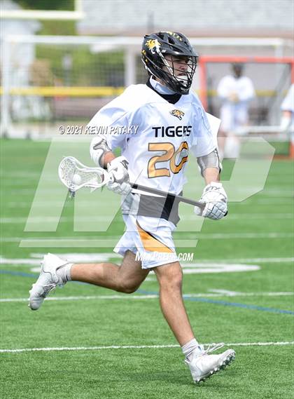 Thumbnail 3 in Shelton @ Daniel Hand (SCC D1 Quarterfinal) photogallery.