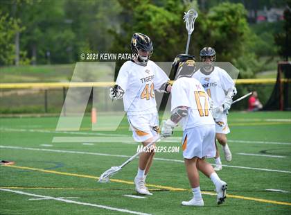 Thumbnail 2 in Shelton @ Daniel Hand (SCC D1 Quarterfinal) photogallery.