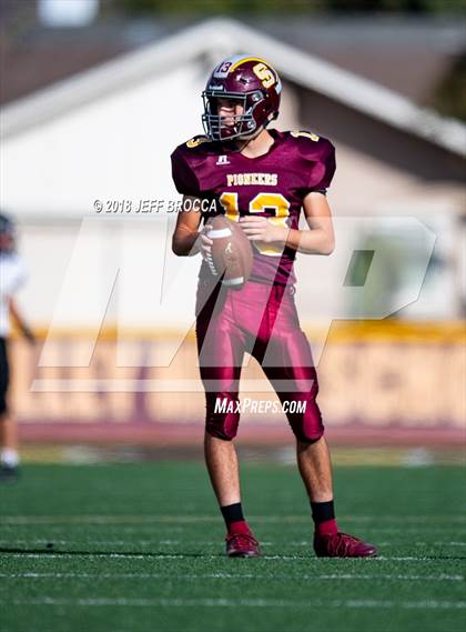 Thumbnail 3 in Oak Park vs Simi Valley 10/12/2018 photogallery.