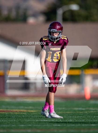 Thumbnail 3 in Oak Park vs Simi Valley 10/12/2018 photogallery.