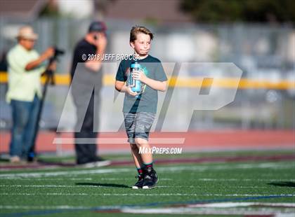 Thumbnail 3 in Oak Park vs Simi Valley 10/12/2018 photogallery.