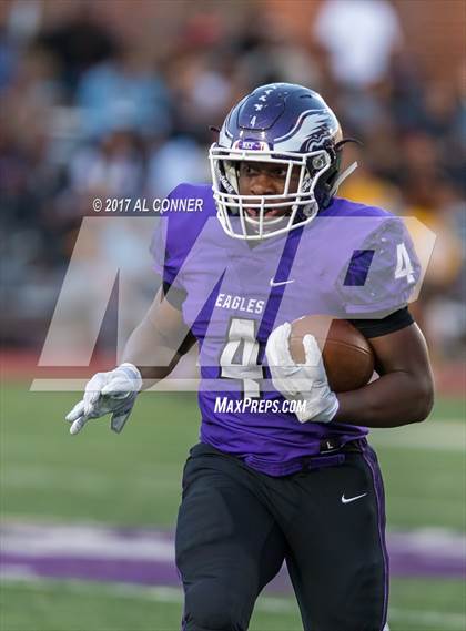 Thumbnail 2 in Bishop McNamara @ Gonzaga photogallery.