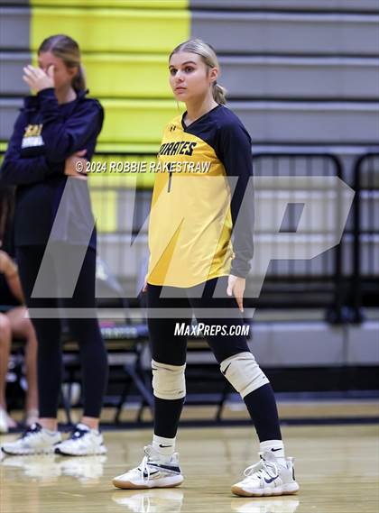 Thumbnail 3 in Crandall vs Samuell (Crandall Tournament) photogallery.