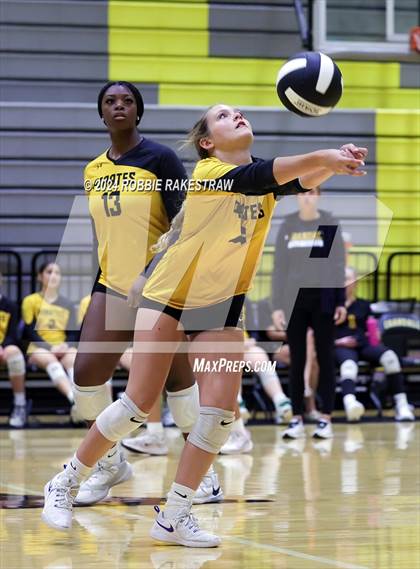 Thumbnail 2 in Crandall vs Samuell (Crandall Tournament) photogallery.