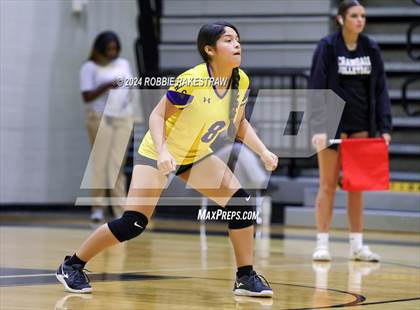 Thumbnail 3 in Crandall vs Samuell (Crandall Tournament) photogallery.