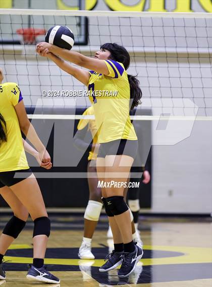 Thumbnail 1 in Crandall vs Samuell (Crandall Tournament) photogallery.