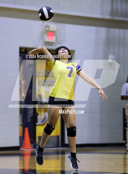 Thumbnail 2 in Crandall vs Samuell (Crandall Tournament) photogallery.
