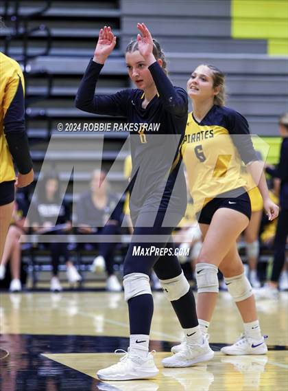 Thumbnail 2 in Crandall vs Samuell (Crandall Tournament) photogallery.