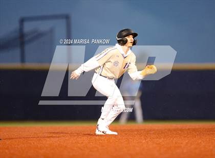 Thumbnail 2 in Bishop Grimes vs Christian Brothers Academy photogallery.
