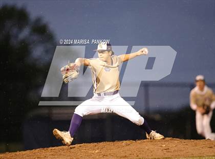 Thumbnail 3 in Bishop Grimes vs Christian Brothers Academy photogallery.