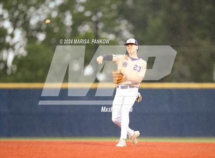 Thumbnail 3 in Bishop Grimes vs Christian Brothers Academy photogallery.