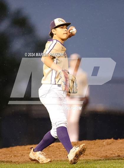 Thumbnail 3 in Bishop Grimes vs Christian Brothers Academy photogallery.
