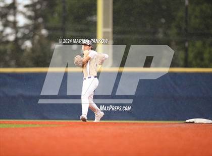 Thumbnail 2 in Bishop Grimes vs Christian Brothers Academy photogallery.