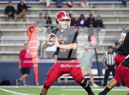 Thumbnail 2 in JSerra Catholic vs. Orange Lutheran photogallery.