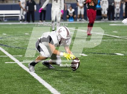 Thumbnail 2 in JSerra Catholic vs. Orange Lutheran photogallery.