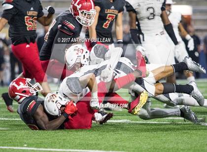 Thumbnail 3 in JSerra Catholic vs. Orange Lutheran photogallery.