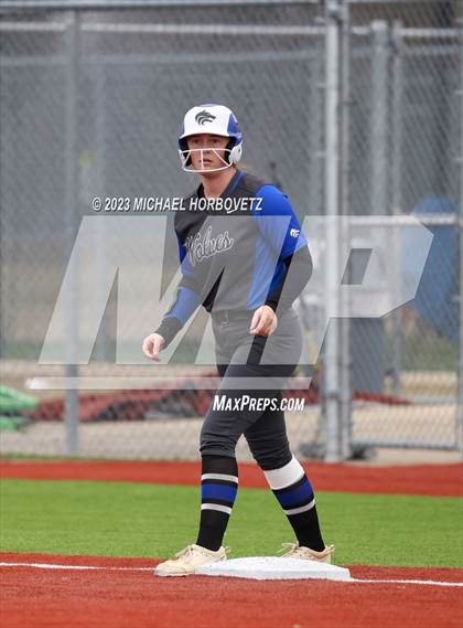 Thumbnail 2 in Lake Creek vs. Plano West photogallery.