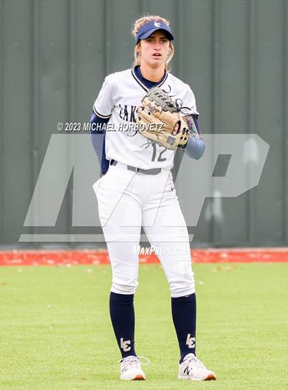 Thumbnail 2 in Lake Creek vs. Plano West photogallery.