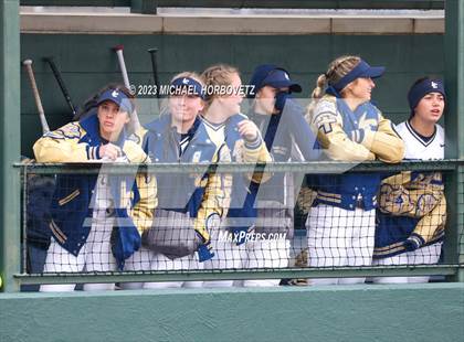 Thumbnail 2 in Lake Creek vs. Plano West photogallery.