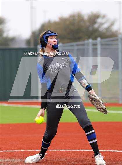 Thumbnail 1 in Lake Creek vs. Plano West photogallery.