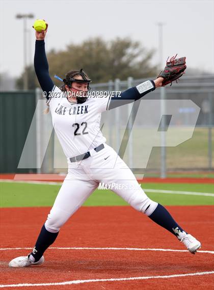 Thumbnail 1 in Lake Creek vs. Plano West photogallery.
