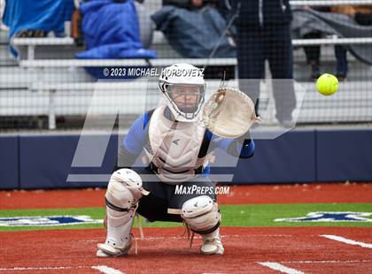 Thumbnail 3 in Lake Creek vs. Plano West photogallery.
