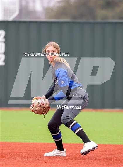 Thumbnail 1 in Lake Creek vs. Plano West photogallery.