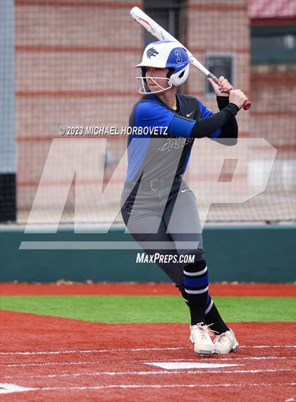 Thumbnail 2 in Lake Creek vs. Plano West photogallery.
