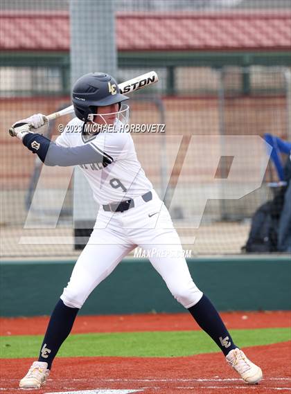 Thumbnail 2 in Lake Creek vs. Plano West photogallery.