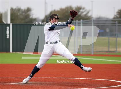 Thumbnail 1 in Lake Creek vs. Plano West photogallery.