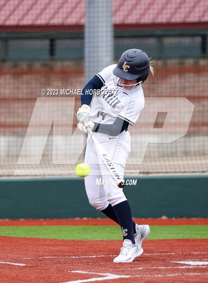 Thumbnail 2 in Lake Creek vs. Plano West photogallery.