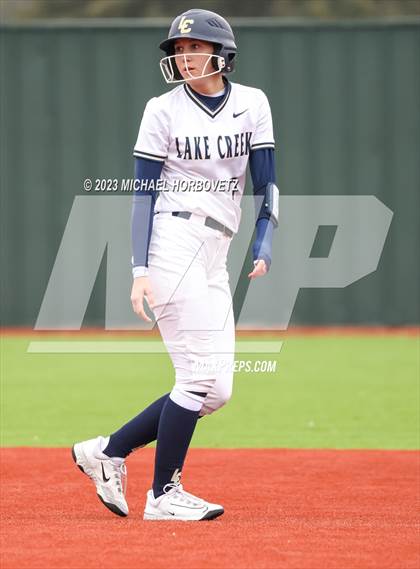 Thumbnail 3 in Lake Creek vs. Plano West photogallery.
