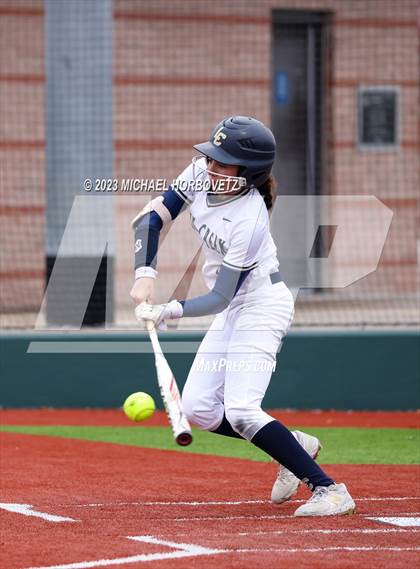 Thumbnail 3 in Lake Creek vs. Plano West photogallery.