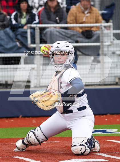 Thumbnail 2 in Lake Creek vs. Plano West photogallery.
