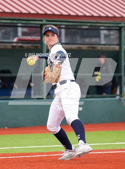 Thumbnail 1 in Lake Creek vs. Plano West photogallery.