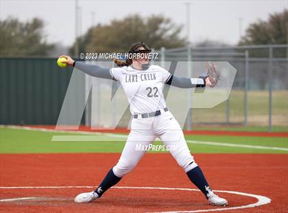 Thumbnail 2 in Lake Creek vs. Plano West photogallery.