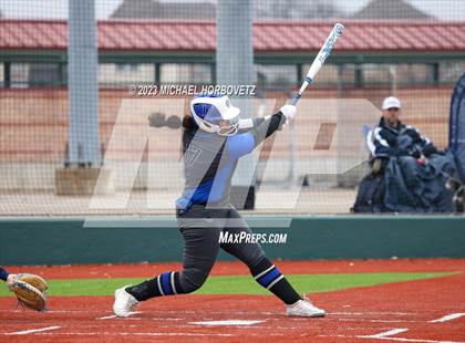 Thumbnail 1 in Lake Creek vs. Plano West photogallery.